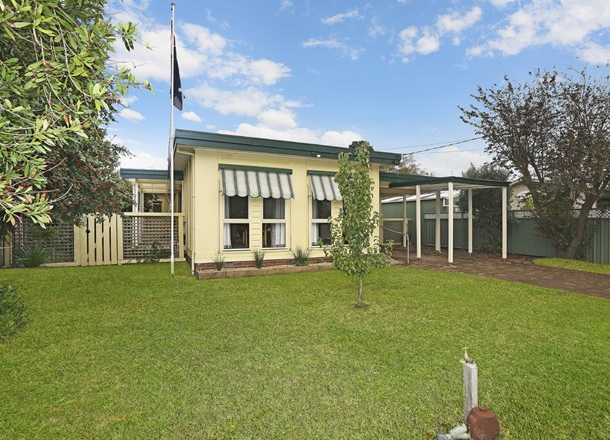 102 Sinclair Street South, Colac VIC 3250