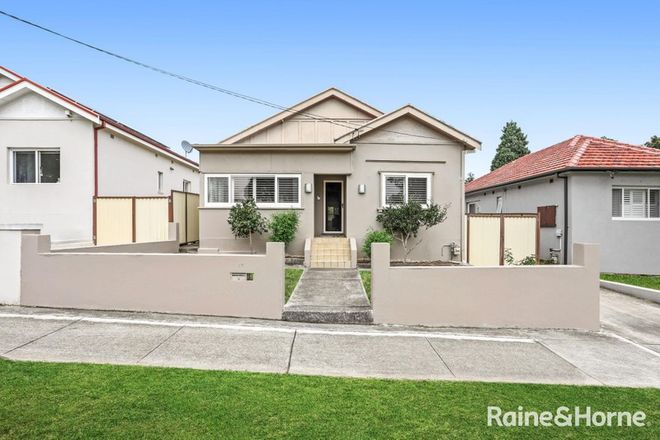 Picture of 33 Belemba Avenue, ROSELANDS NSW 2196