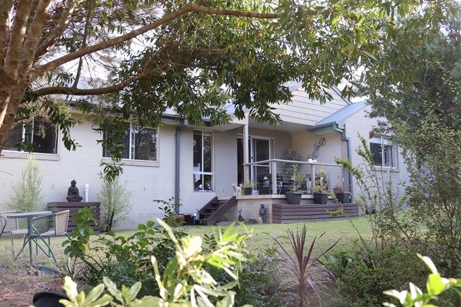 Picture of 3 Crest Crescent, MORUYA HEADS NSW 2537