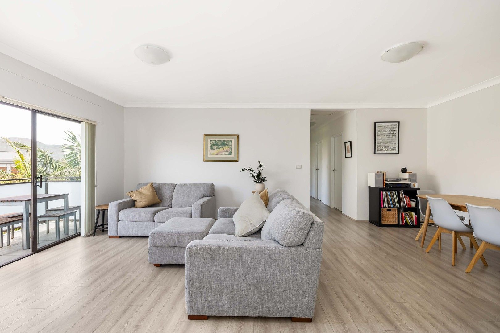 2 bedrooms Apartment / Unit / Flat in 16/213-221 Bridge Road GLEBE NSW, 2037