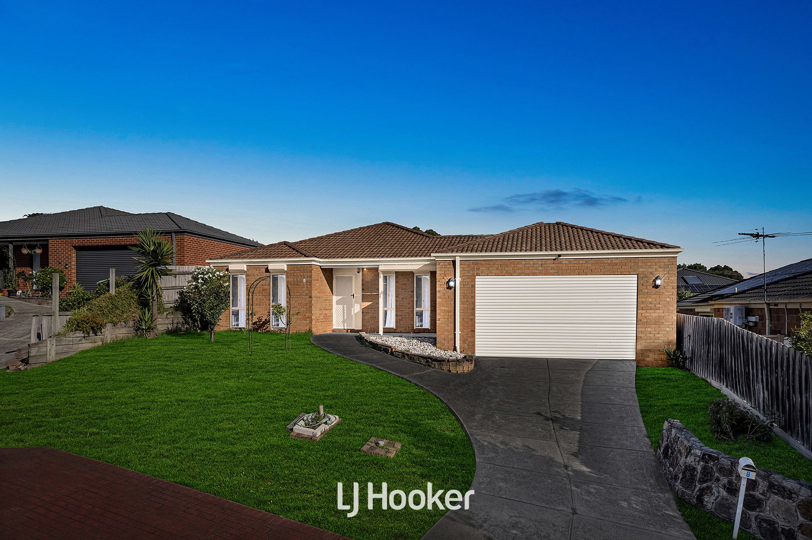 8 Bando Court, Hampton Park VIC 3976, Image 1