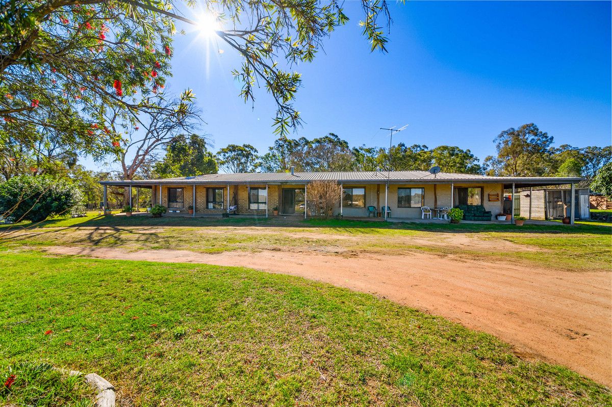 37 Kurrajong Road, Rosenthal Heights QLD 4370, Image 1