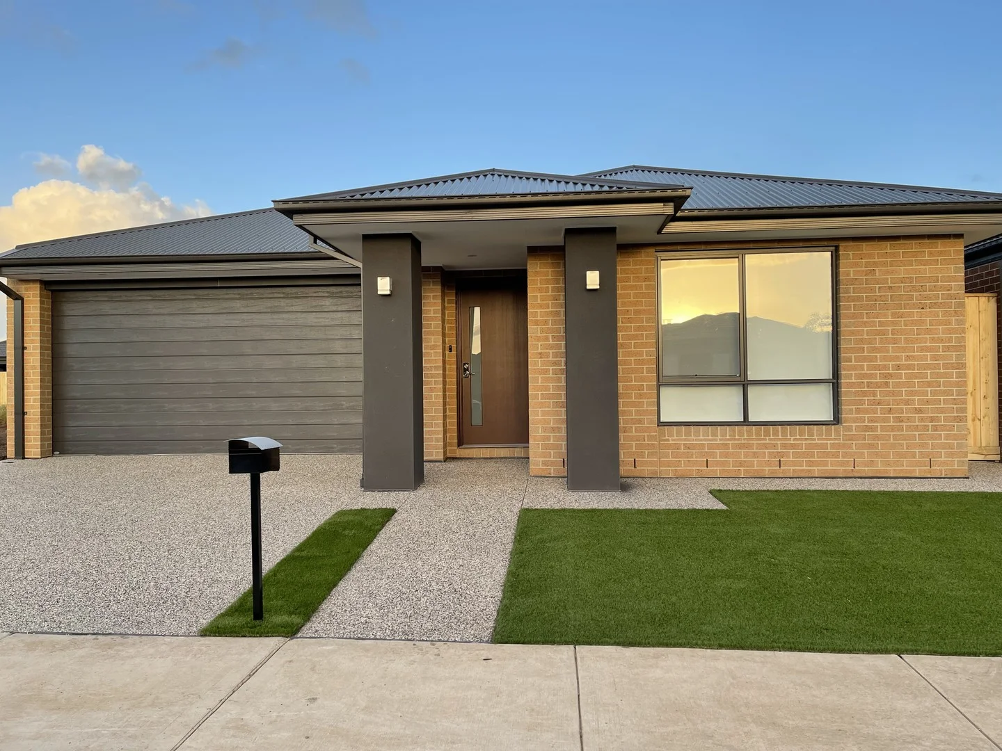 14 Shallow Street, Mambourin VIC 3024