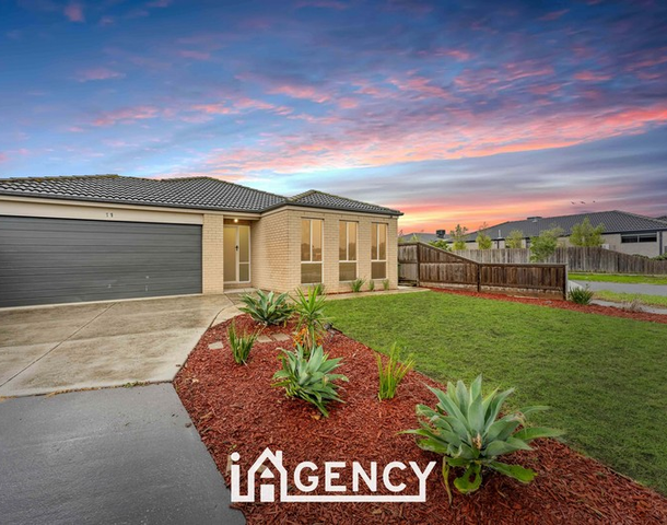 11 Pengana Way, Cranbourne West VIC 3977