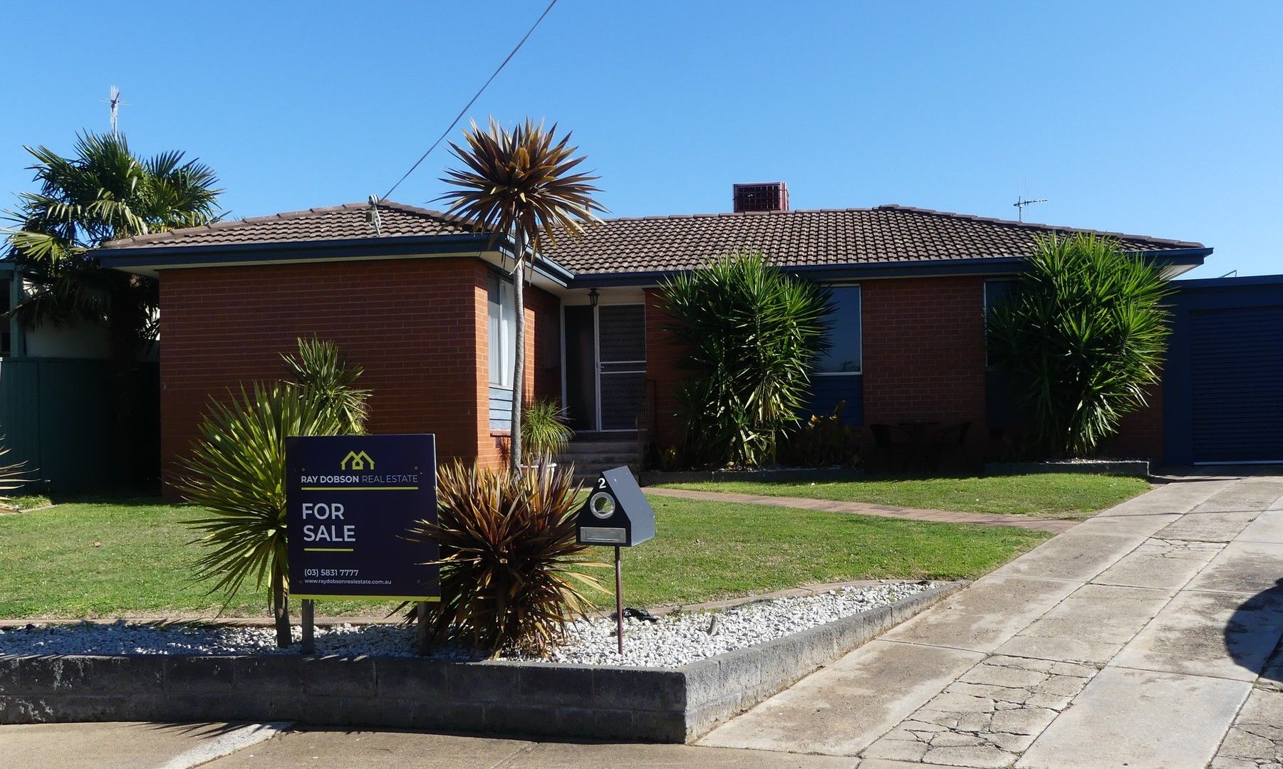 3 bedrooms House in 2 Bedford Court SHEPPARTON VIC, 3630