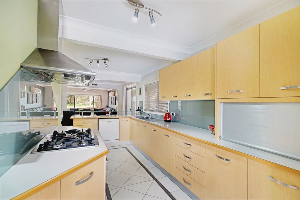 327 Remembrance Drive, Camden Park NSW 2570, Image 1