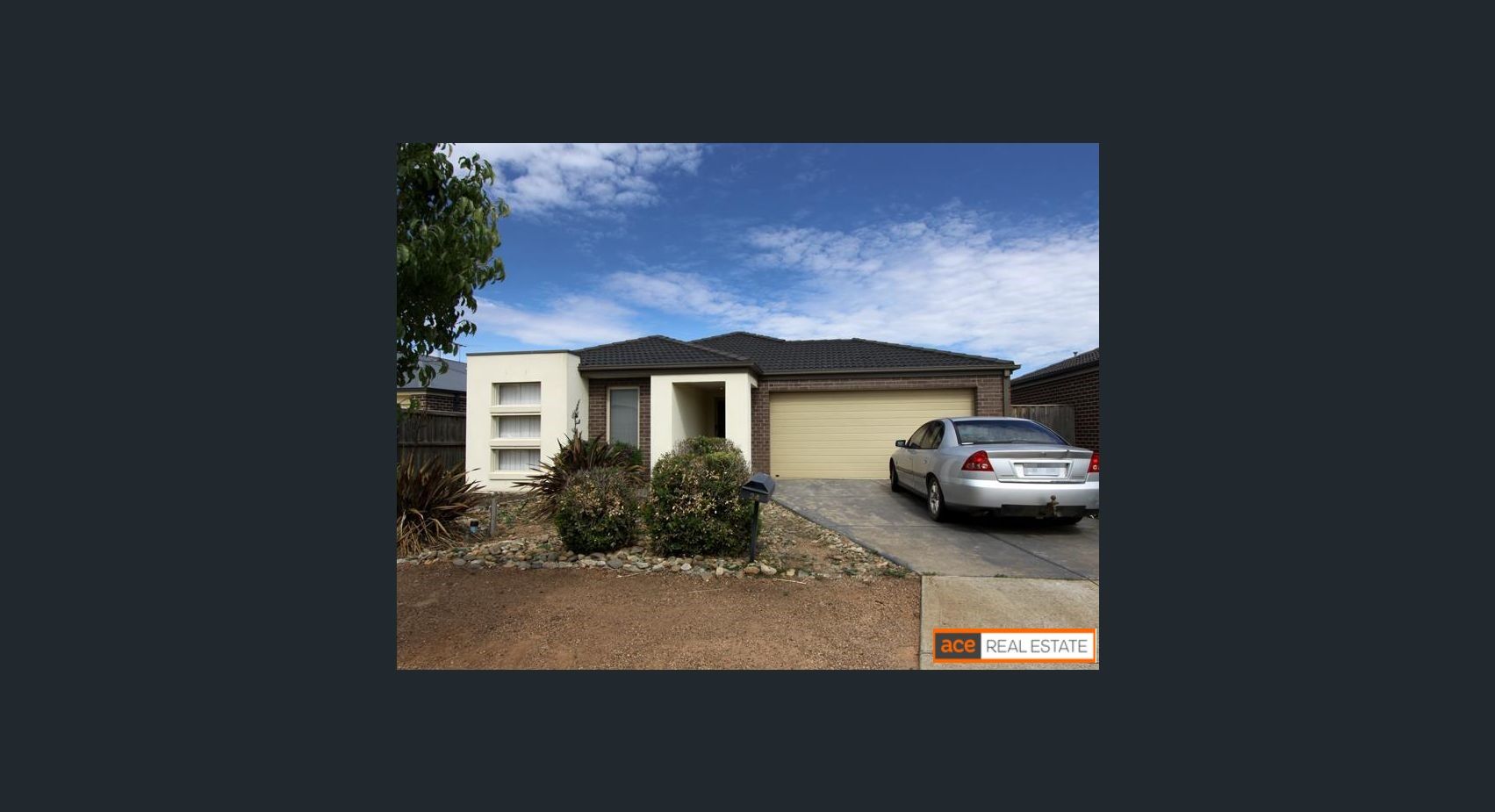 4 bedrooms House in 24 Cepora Road TARNEIT VIC, 3029