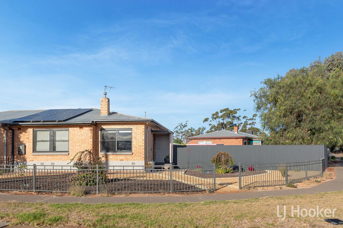 10 Longbridge Road, Davoren Park SA 5113, Image 1