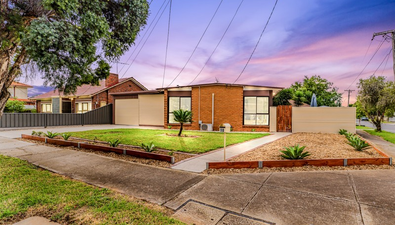 Picture of 10 Luxford Street, ST ALBANS VIC 3021