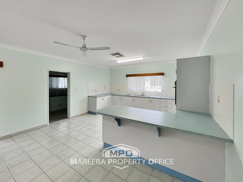 19 Rains Street, Mareeba QLD 4880, Image 2