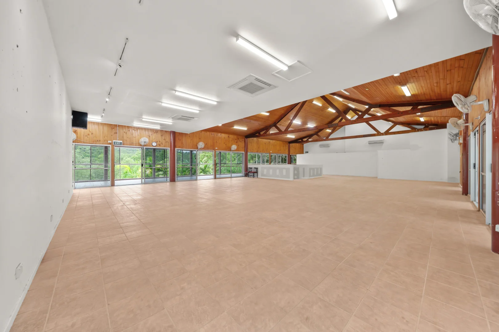 Additional image 9 of 139 Clagiraba Road, Clagiraba QLD 4211