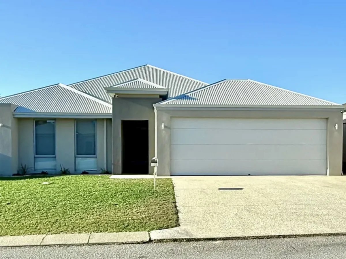 22 Scottsdale Turn, Meadow Springs WA 6210