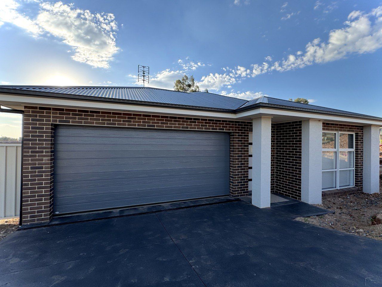 4 bedrooms House in 19 Rosewood Avenue PARKES NSW, 2870