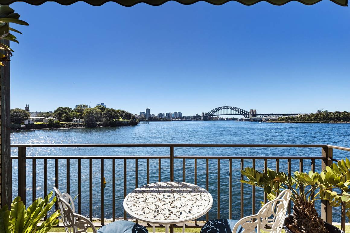 Picture of 13/5 Gallimore Avenue, BALMAIN EAST NSW 2041