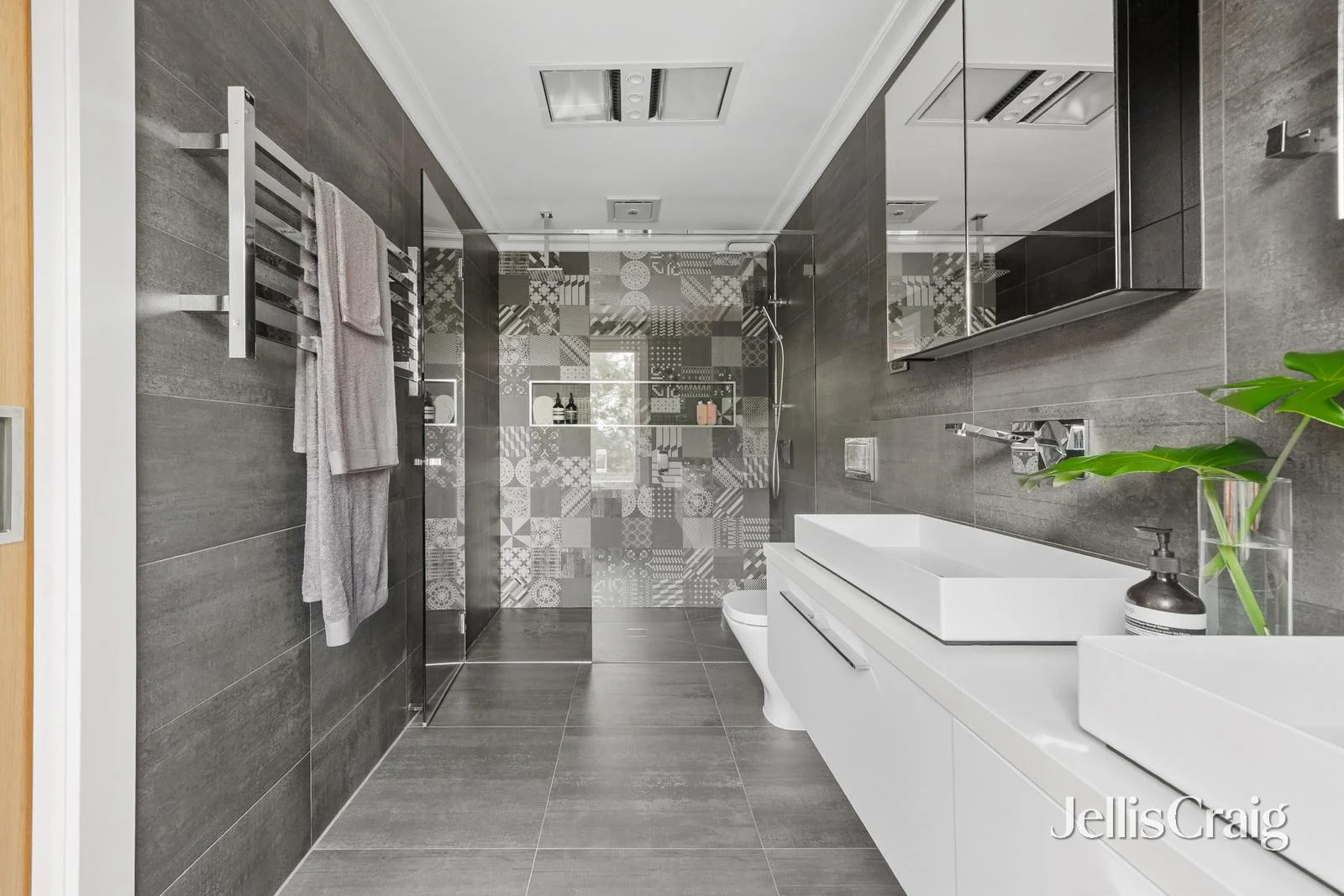 Additional image 17 of 6 Bates Drive, Williamstown VIC 3016