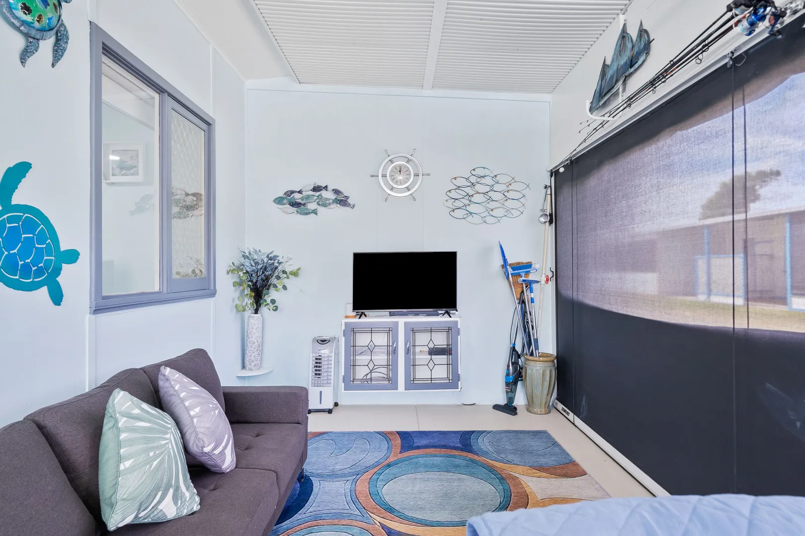 Very neat & tidy fully renovated beachside unit - walk to the beach. - More