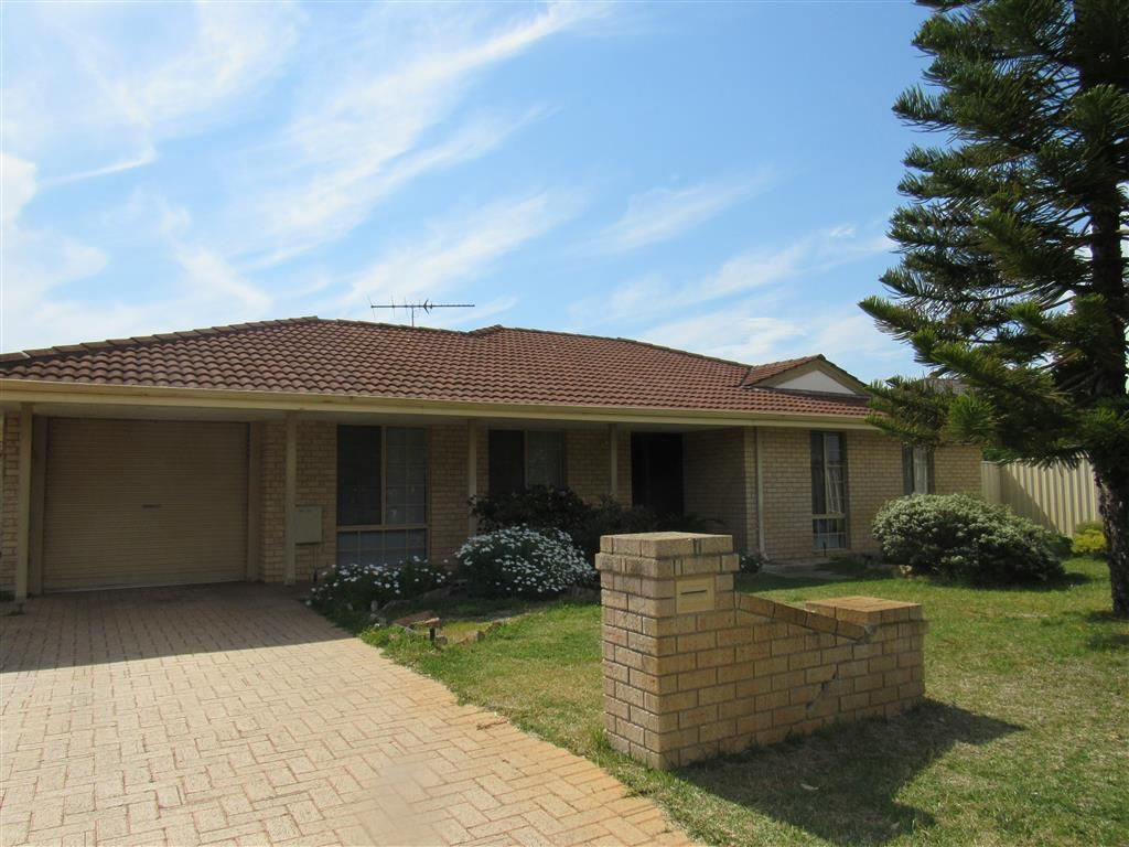 4 bedrooms House in 21 Christison Way ROCKINGHAM WA, 6168