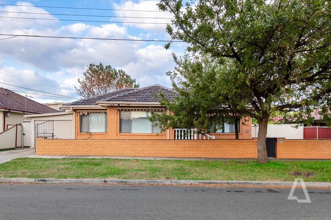 Picture of 2F Emily Street, ST ALBANS VIC 3021