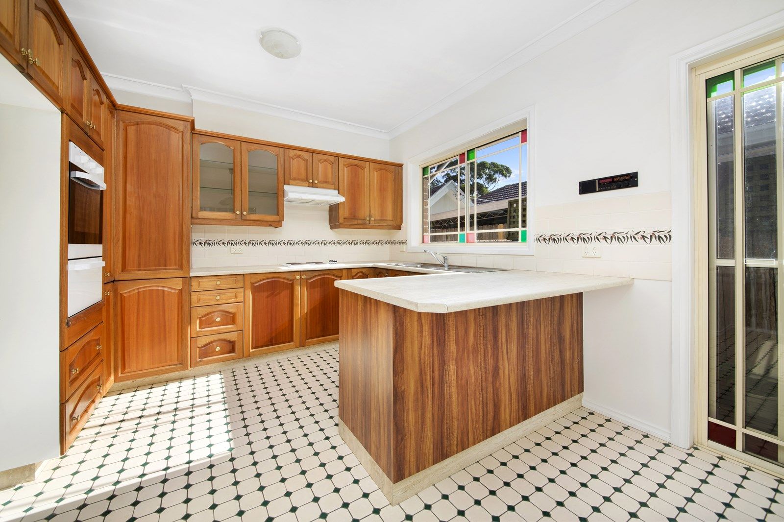 1/583 Port Hacking Road, Caringbah South NSW 2229, Image 2