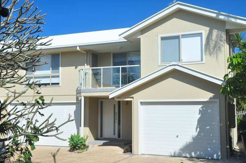 3 bedrooms Townhouse in 1/36 Allens Parade LENNOX HEAD NSW, 2478