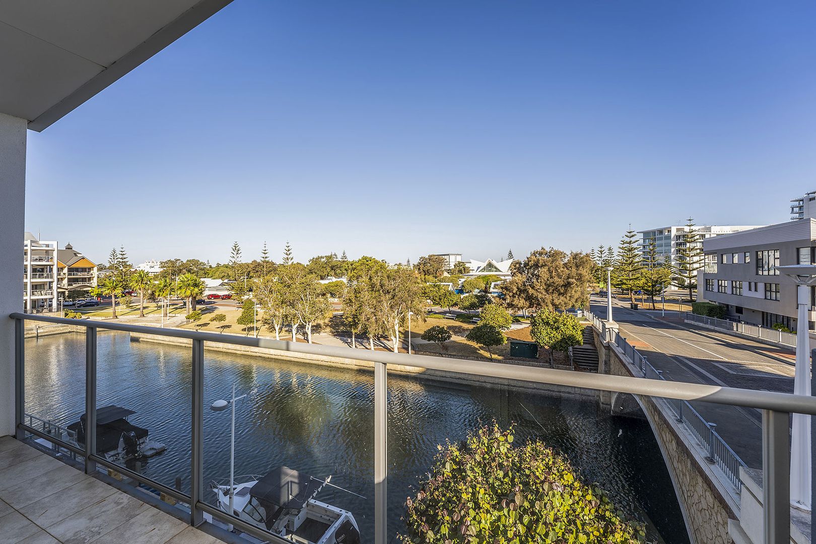 1/4 Torcello Mews, Mandurah WA 6210, Image 2