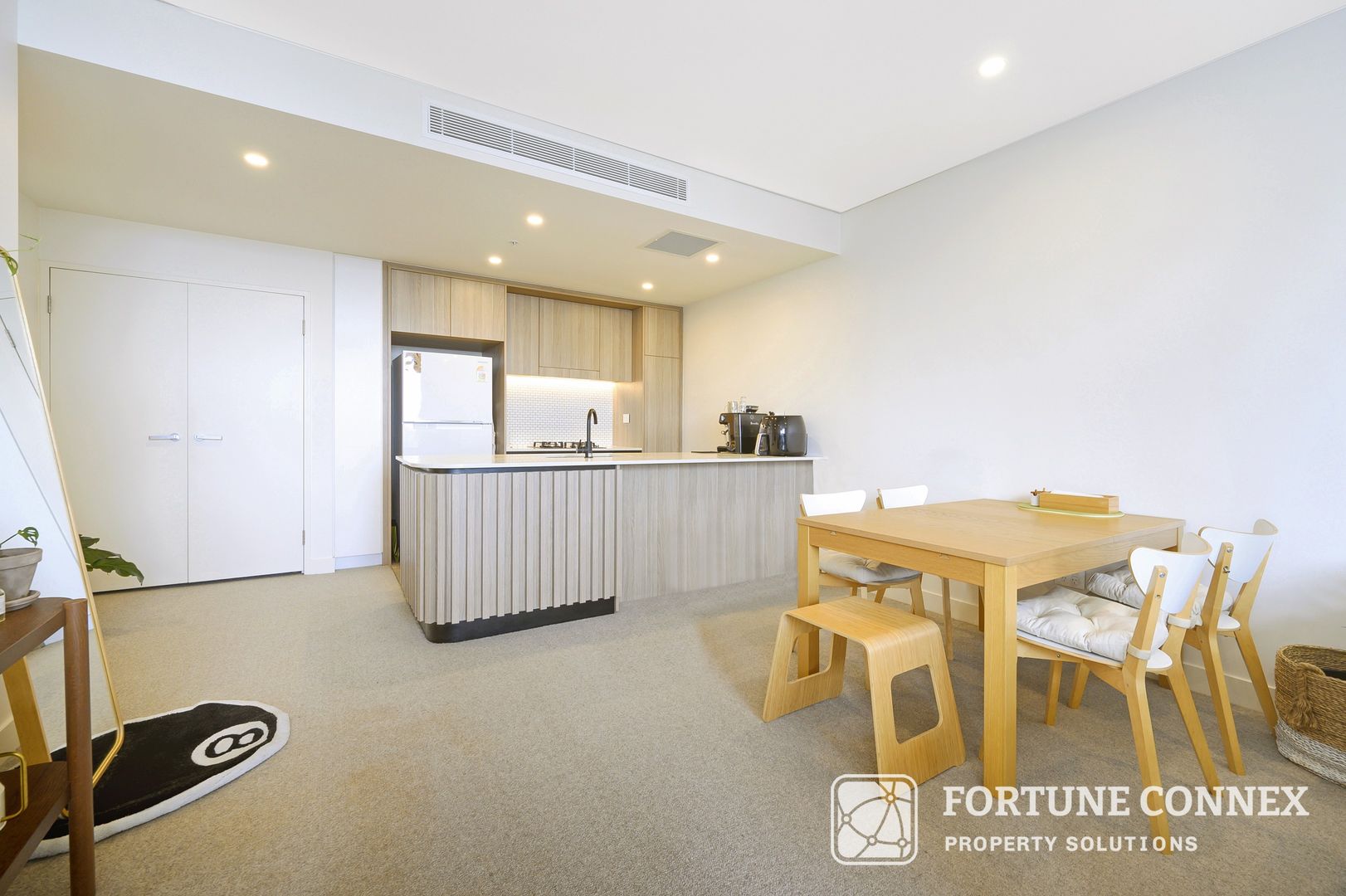 1307/14 Hill Road, Wentworth Point NSW 2127, Image 2