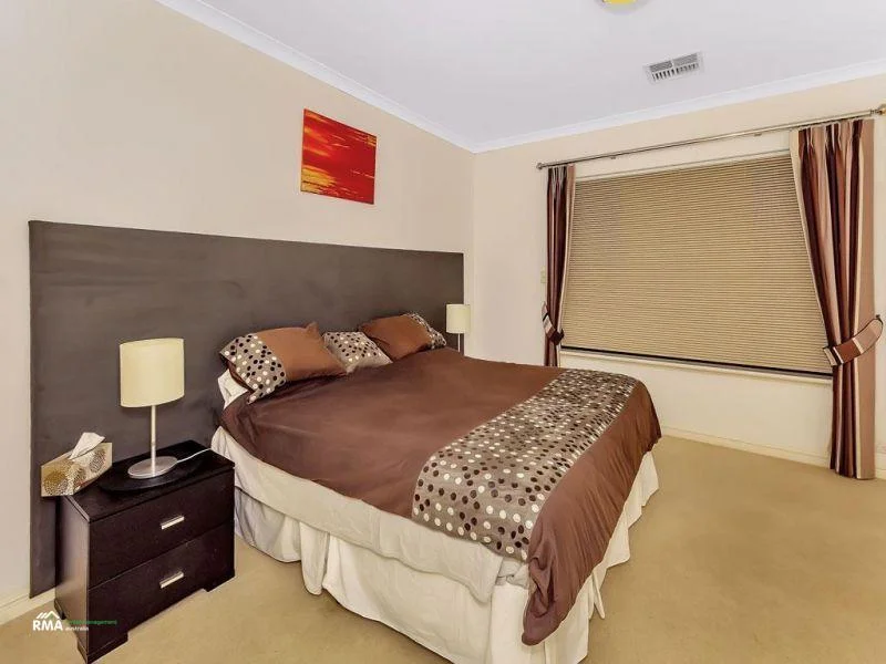 Additional image 16 of 8 Montmartre Green, Port Kennedy WA 6172