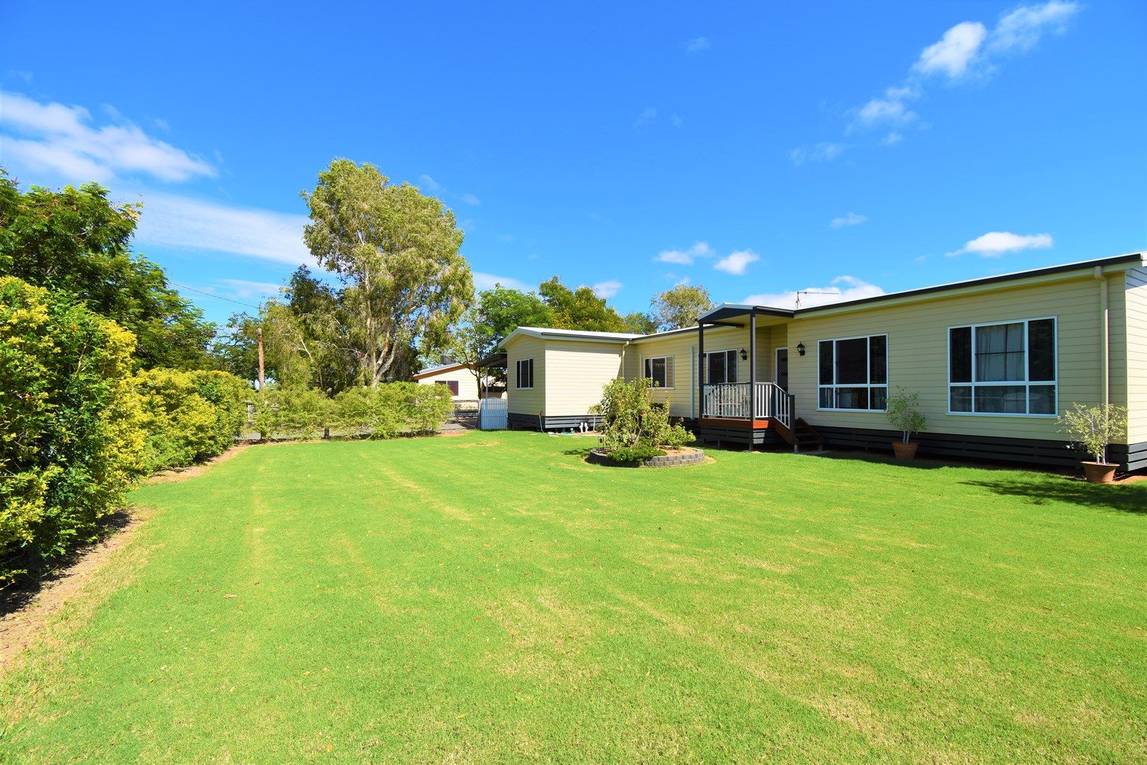 126 Acacia Street, Barcaldine QLD 4725, Image 0