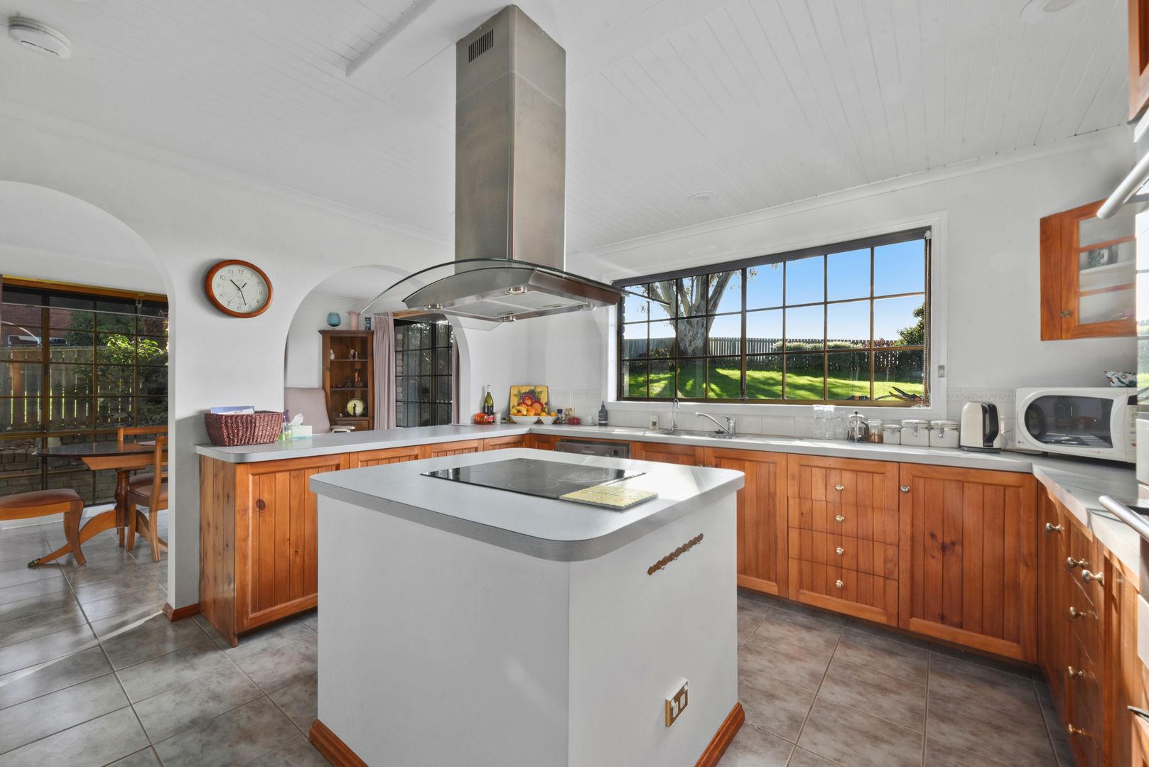 35 Westbury Place, Deloraine TAS 7304, Image 2