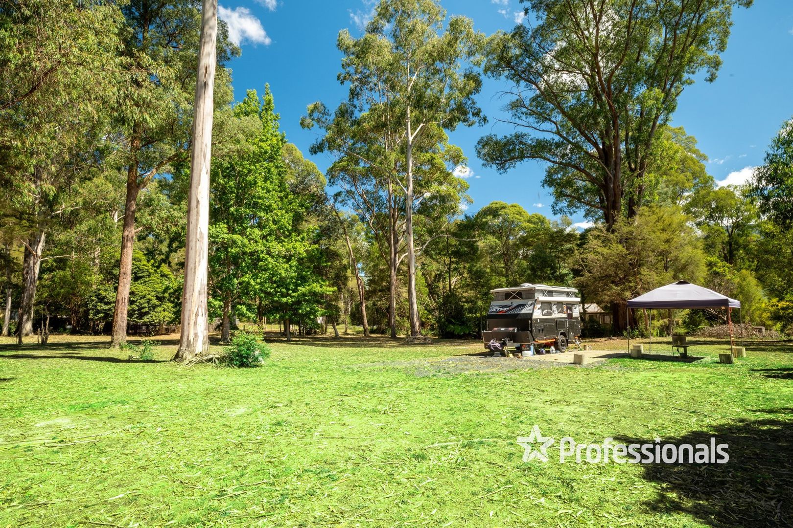 39 Whitegum Drive, East Warburton VIC 3799, Image 2