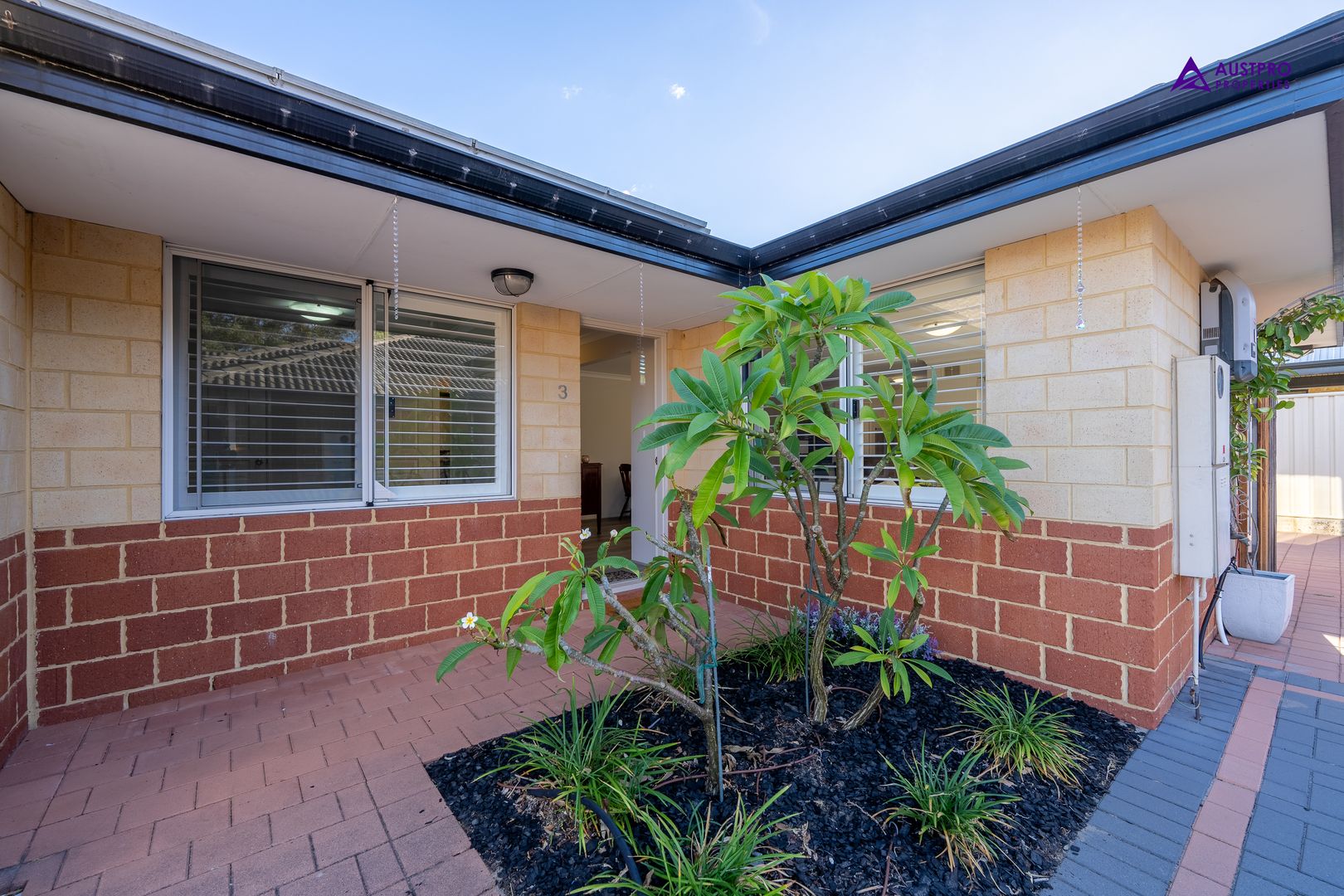 Unit 3/17 Yallambee Way, Queens Park WA 6107, Image 2