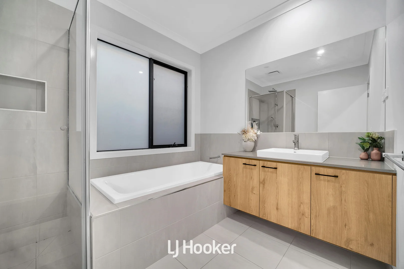 Additional image 18 of 43 Somme Crescent, Berwick VIC 3806