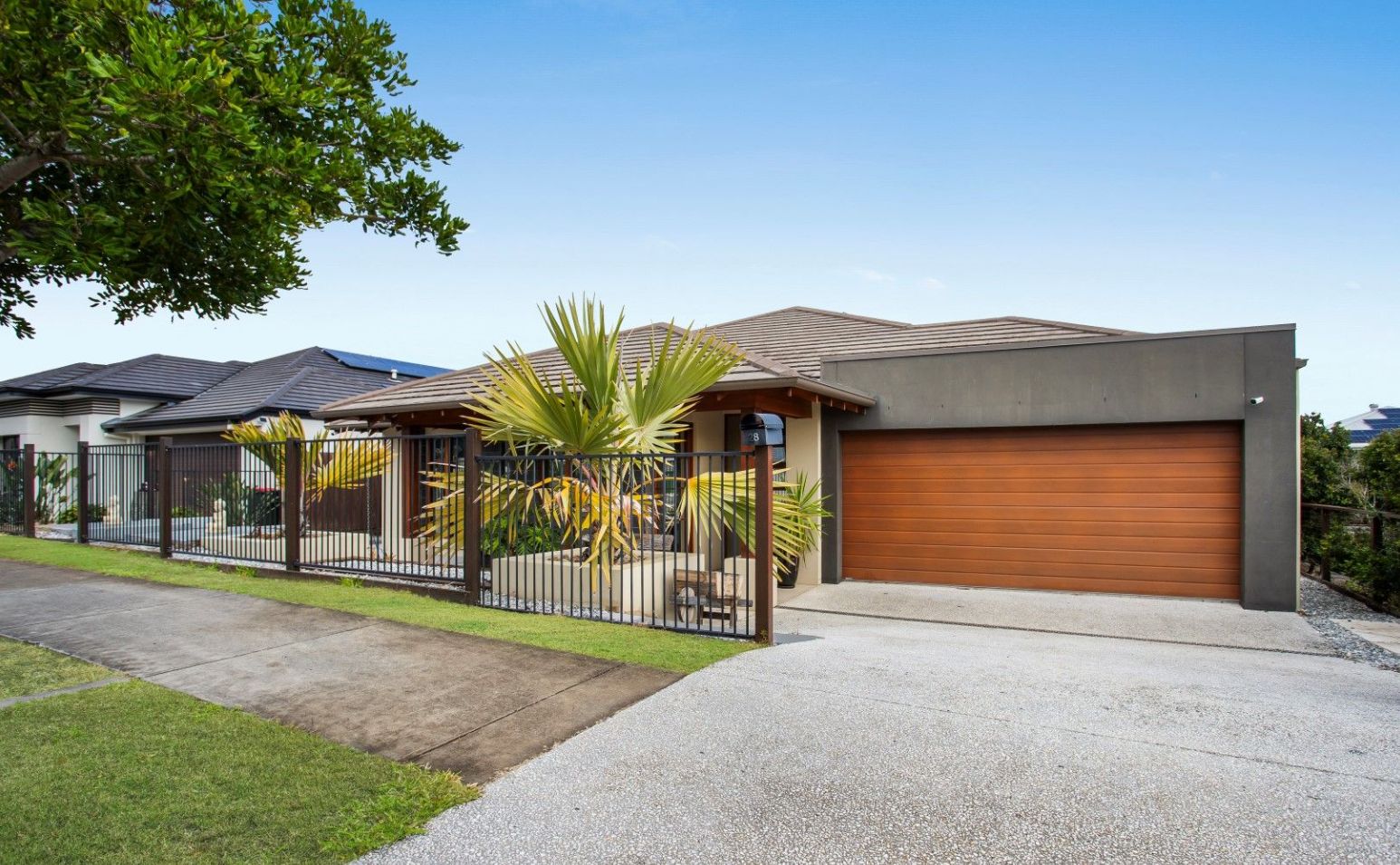4 bedrooms House in 28 Harmony Crescent SOUTH RIPLEY QLD, 4306