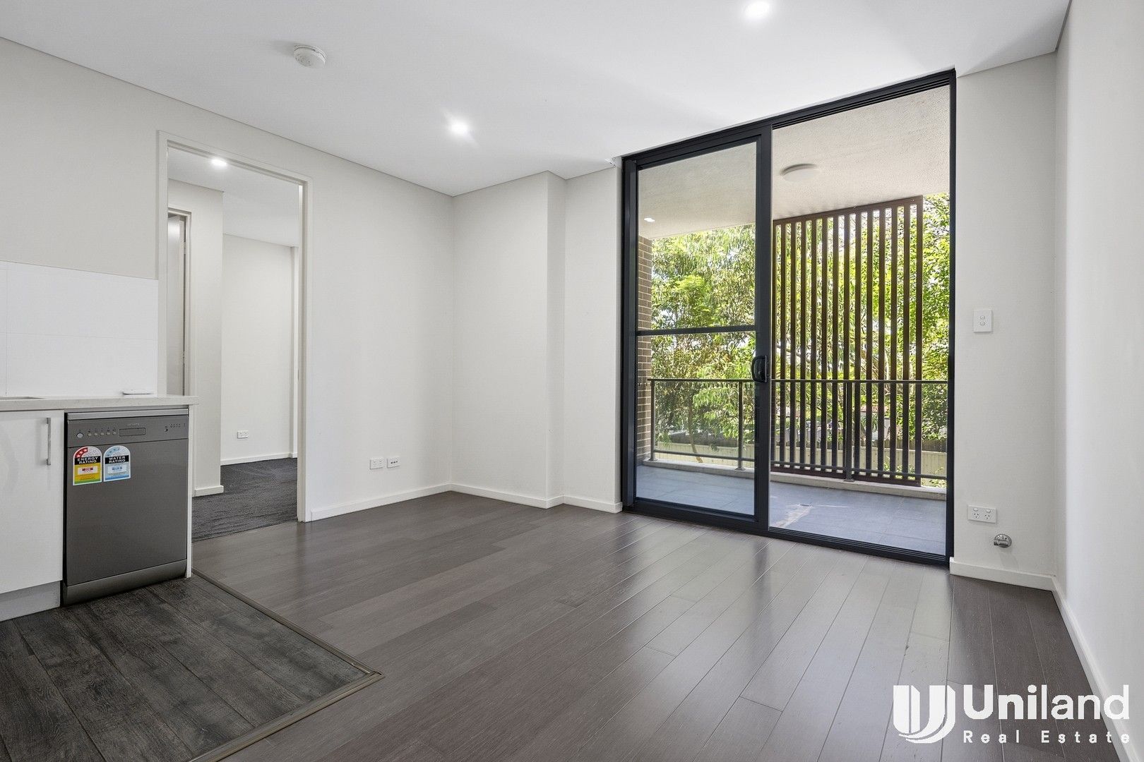 1 bedrooms Apartment / Unit / Flat in 208/20-24 Epping Road EPPING NSW, 2121