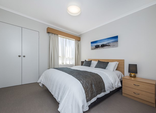 4/58 Kent Street, Rockingham WA 6168