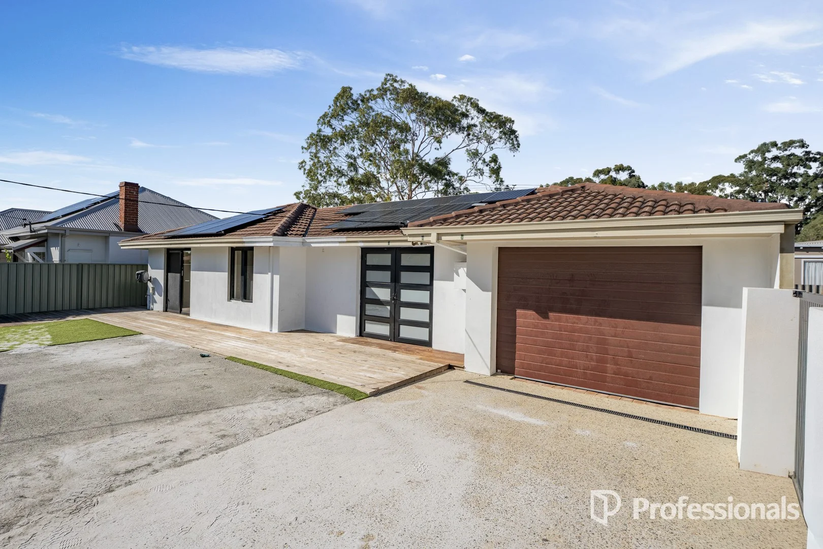 Primary image of 137 Walter Road, Bassendean WA 6054