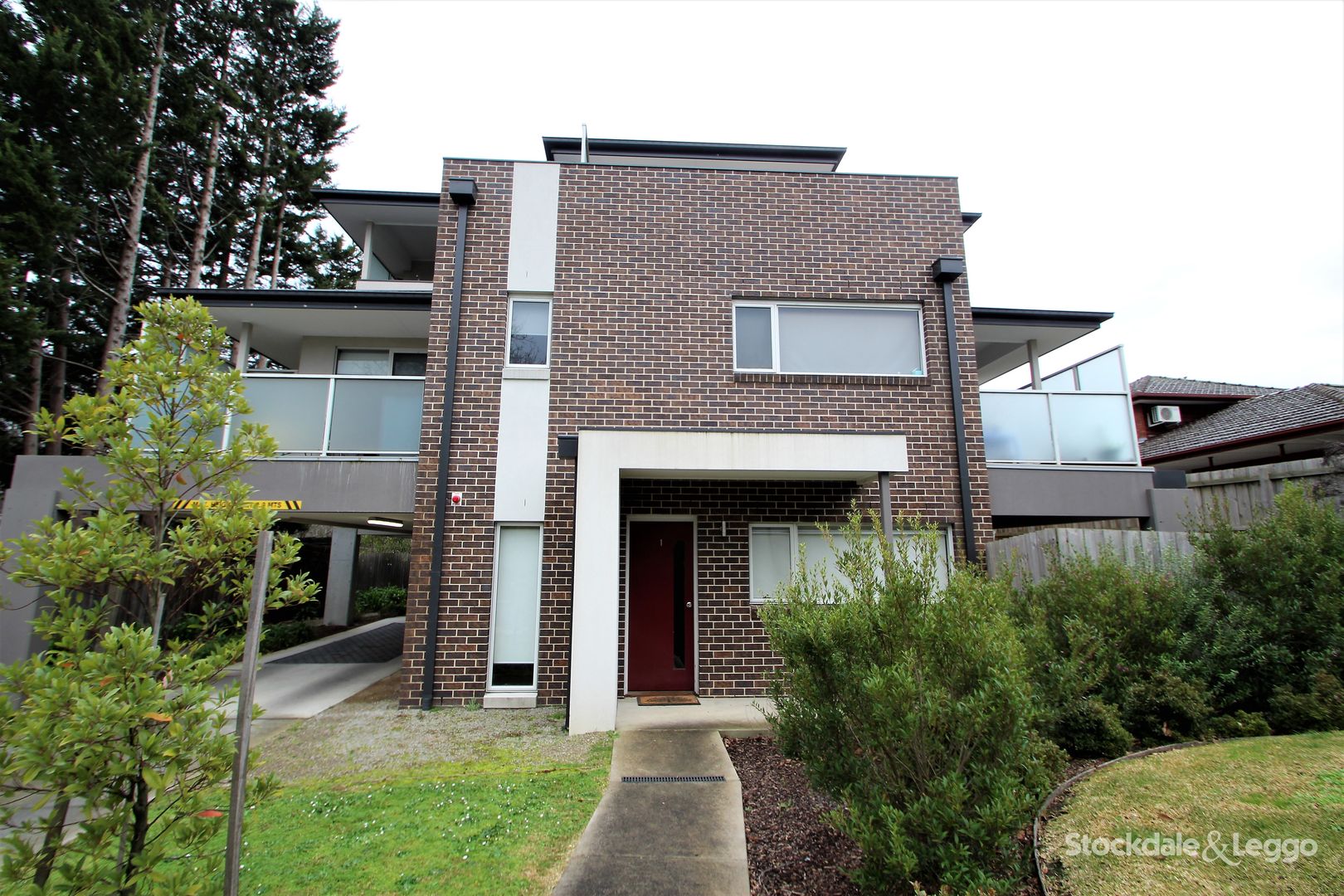 10 17 Landale Avenue Croydon Vic 3136 House For Rent