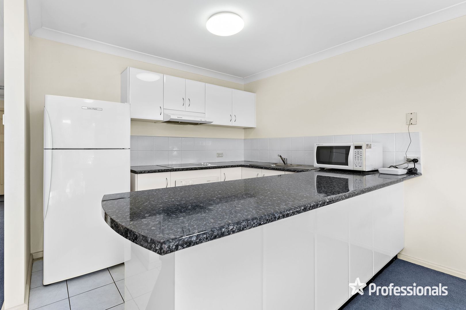 2/95 MacKenzie Street, Revesby NSW 2212, Image 2