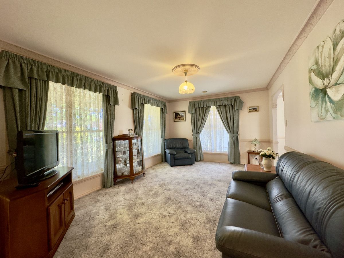 24 Robinia Drive, South Bowenfels NSW 2790, Image 1