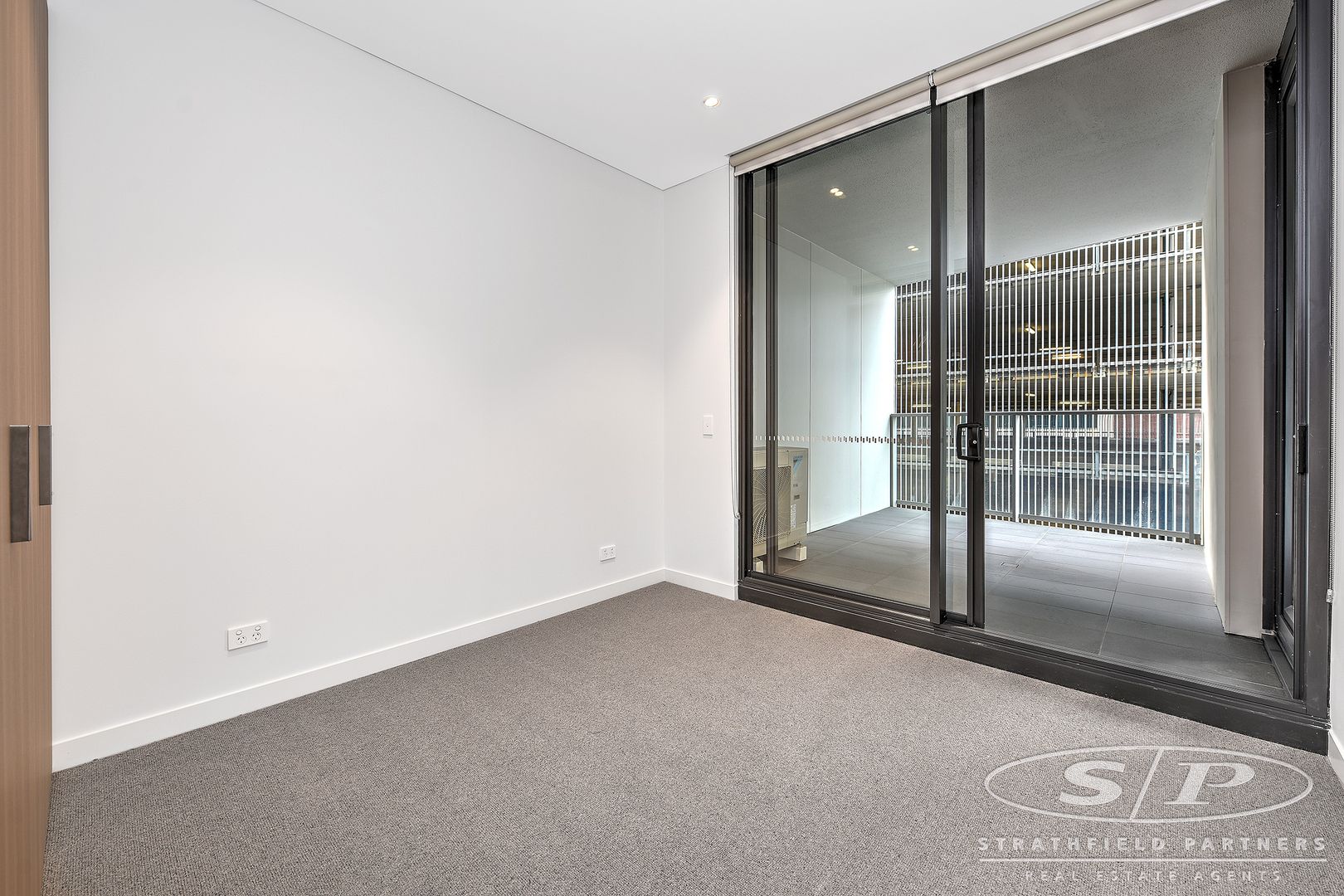 308/88 Church Street, Parramatta NSW 2150, Image 2