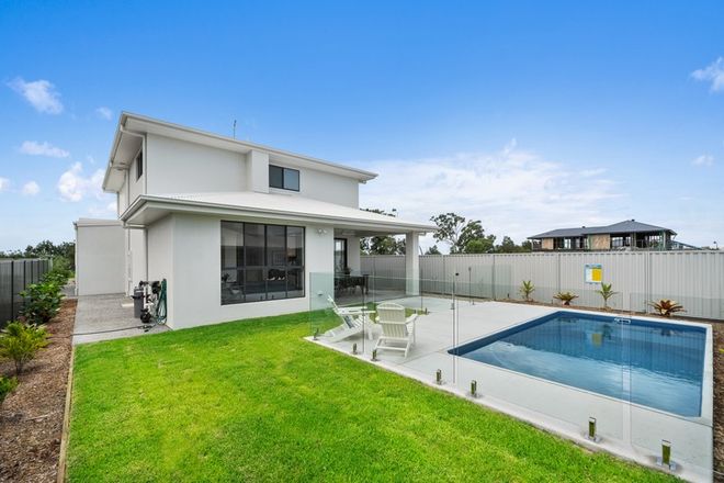 Picture of 48 Coolum Parade, NEWPORT QLD 4020