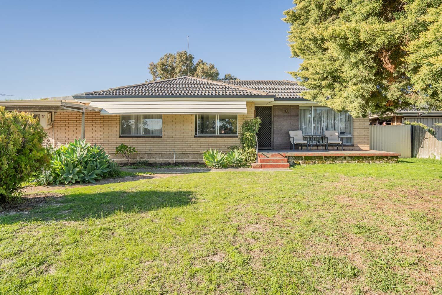 4 bedrooms House in 10 Alton Street KENWICK WA, 6107