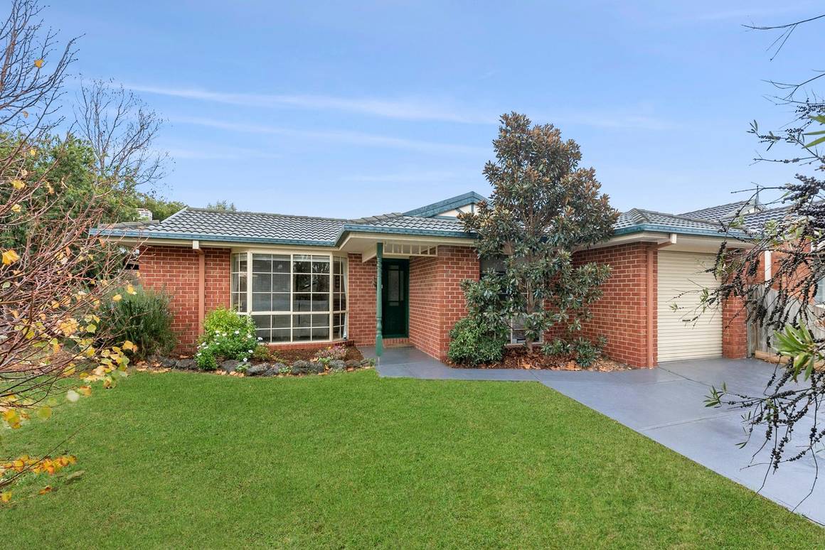 Picture of 14 Wensley Close, MORNINGTON VIC 3931