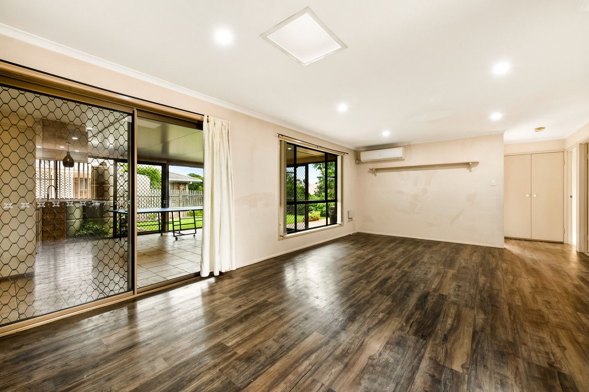 223 Stenner Street, Centenary Heights QLD 4350, Image 2