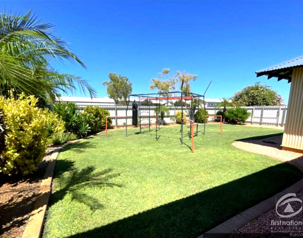 11 Moynes Court, Baynton WA 6714