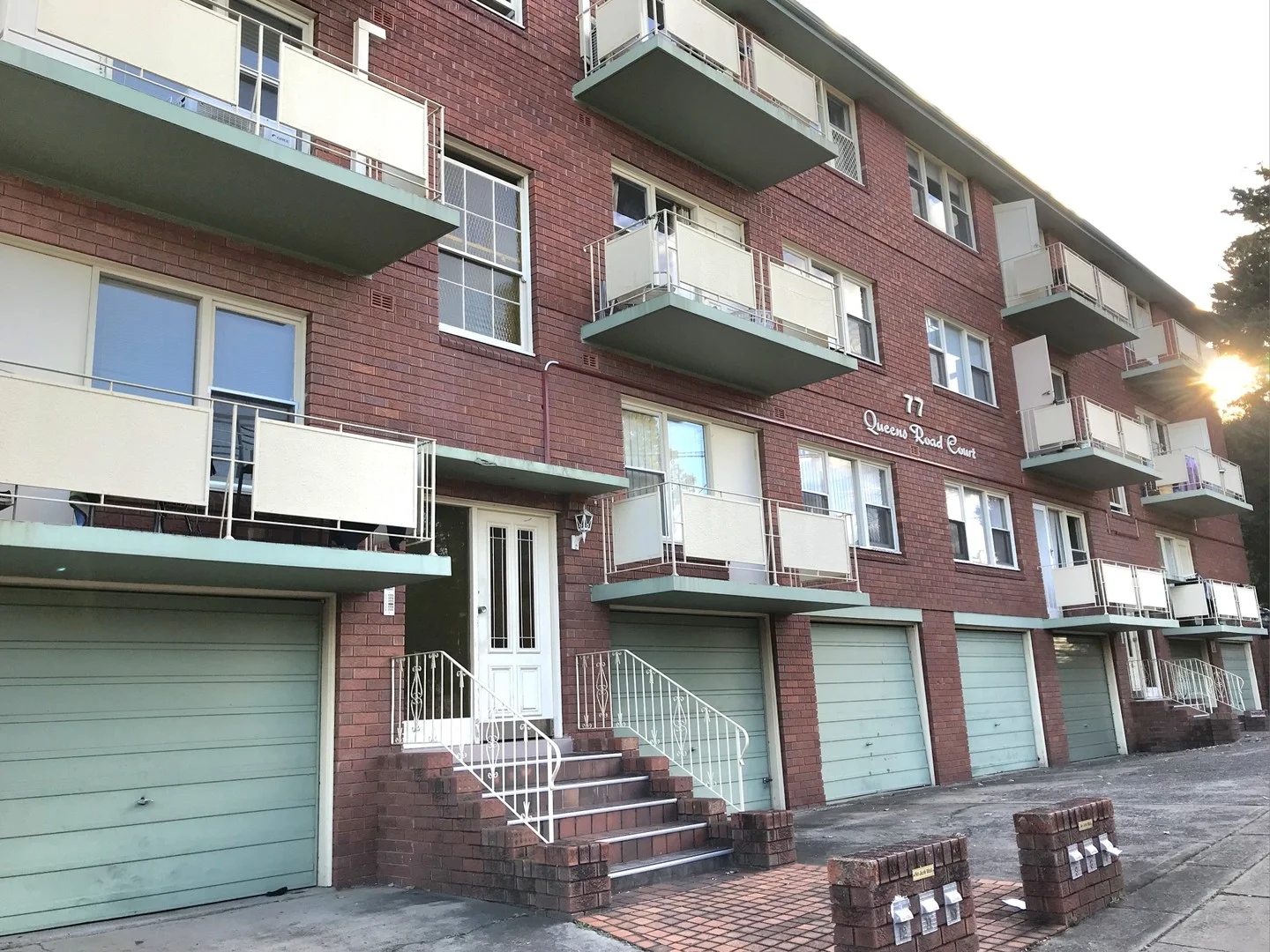 8/77 Queens Road, Hurstville NSW 2220