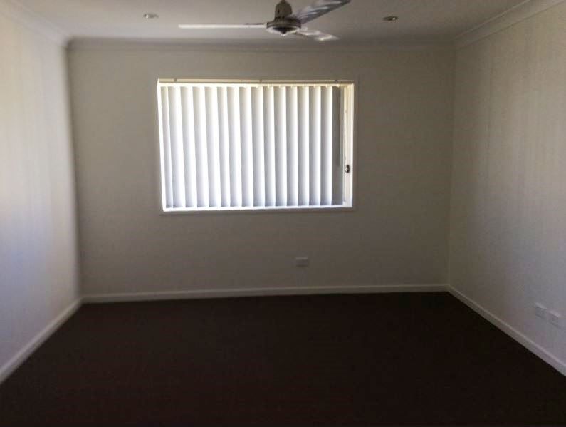 8 Carpenters Drive, Coomera QLD 4209, Image 2