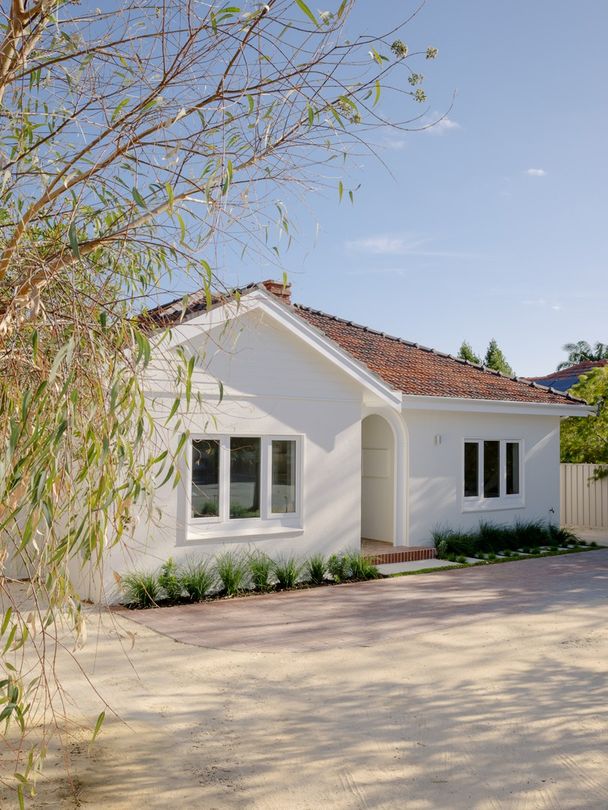 3 bedrooms House in 26 Green Street JOONDANNA WA, 6060