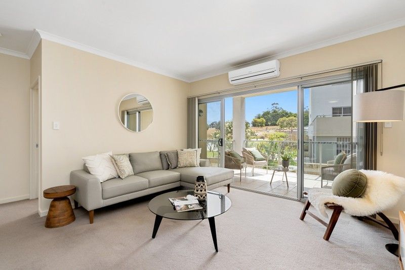 3 bedrooms House in 3/1 Ibera Way SUCCESS WA, 6164