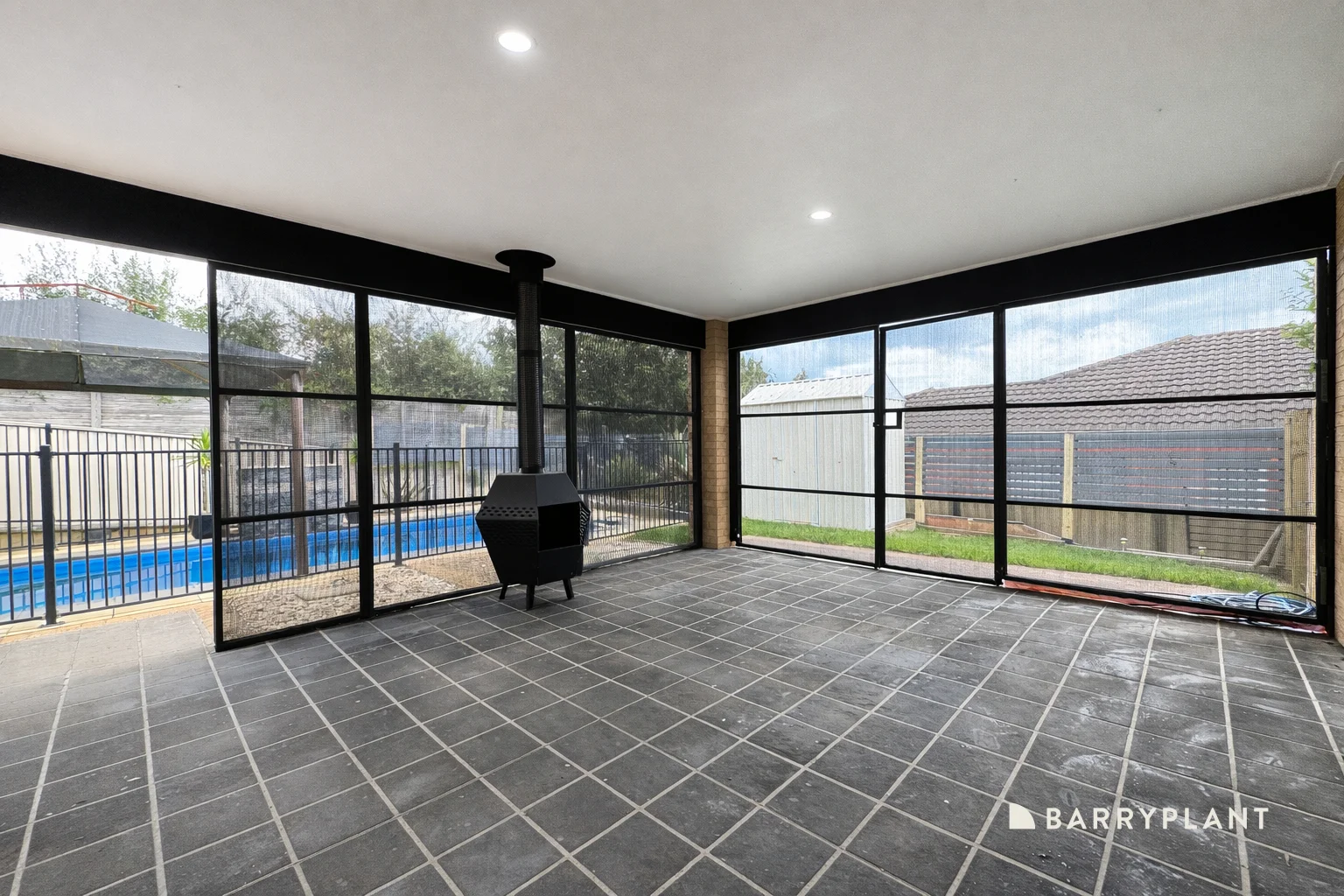Additional image 12 of 17 Valleyview Grove, Drouin VIC 3818